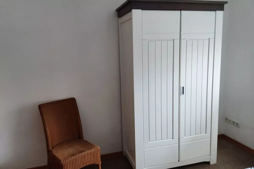 274726-Bedroom