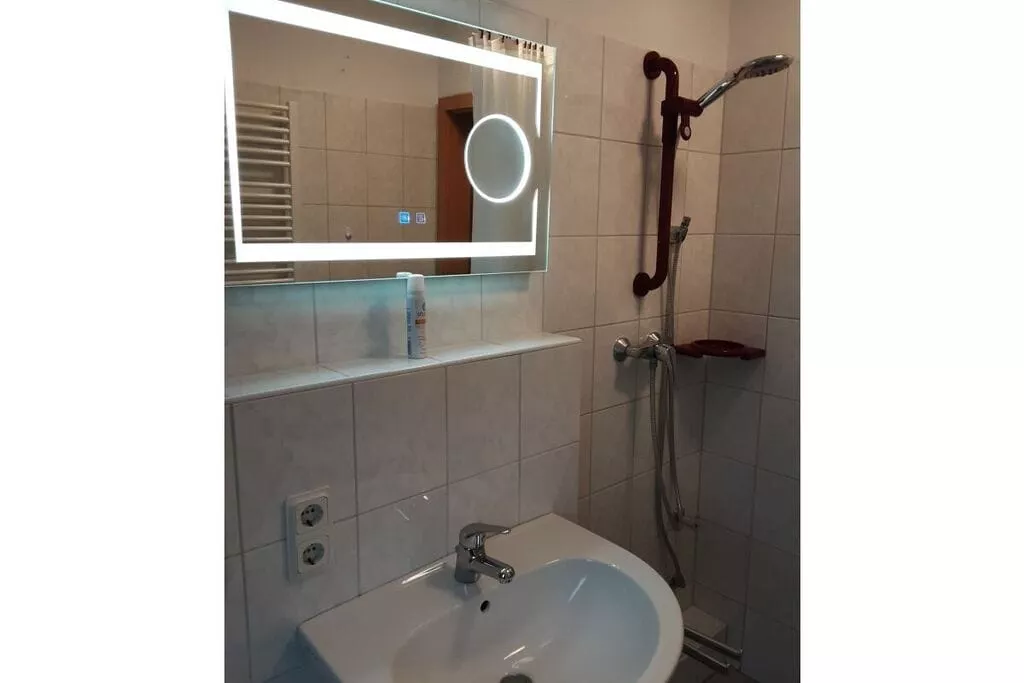 274726-Bathroom