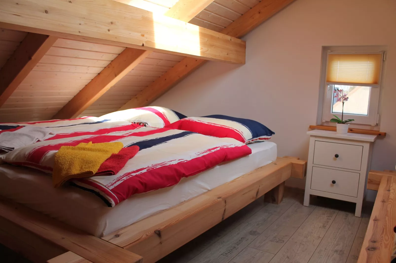 Koppelblick & Heidenholz XXL-Schlafzimmer