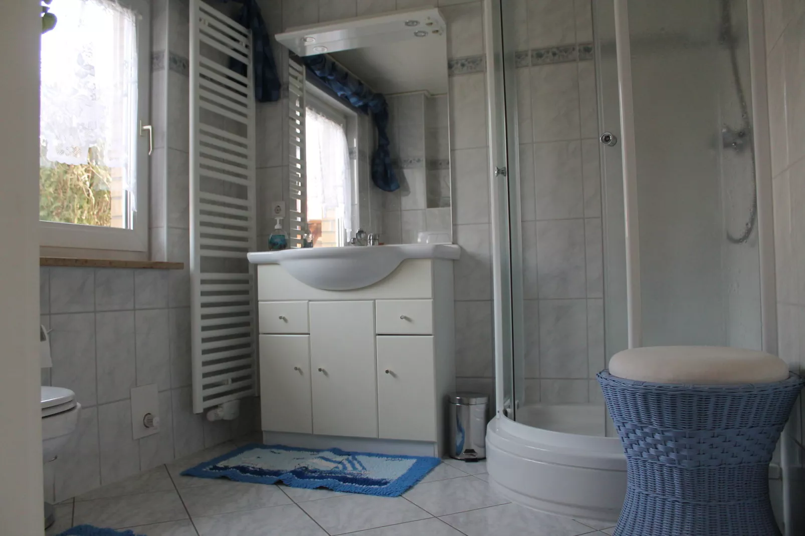 Koppelblick & Heidenholz XXL-Badezimmer
