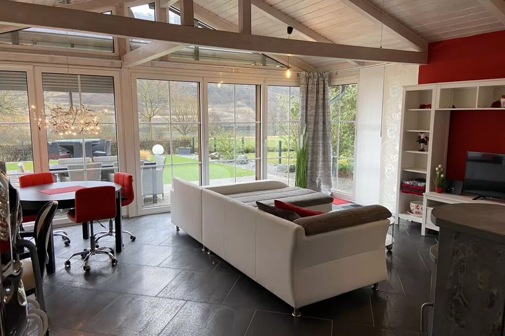 382476-Living room