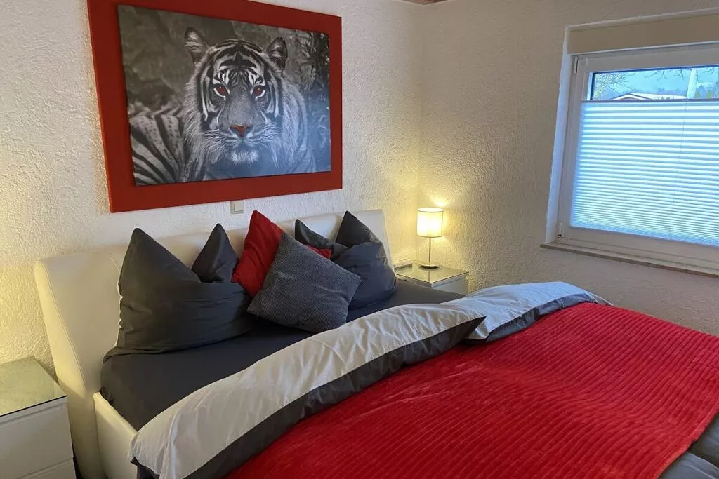 382476-Bedroom