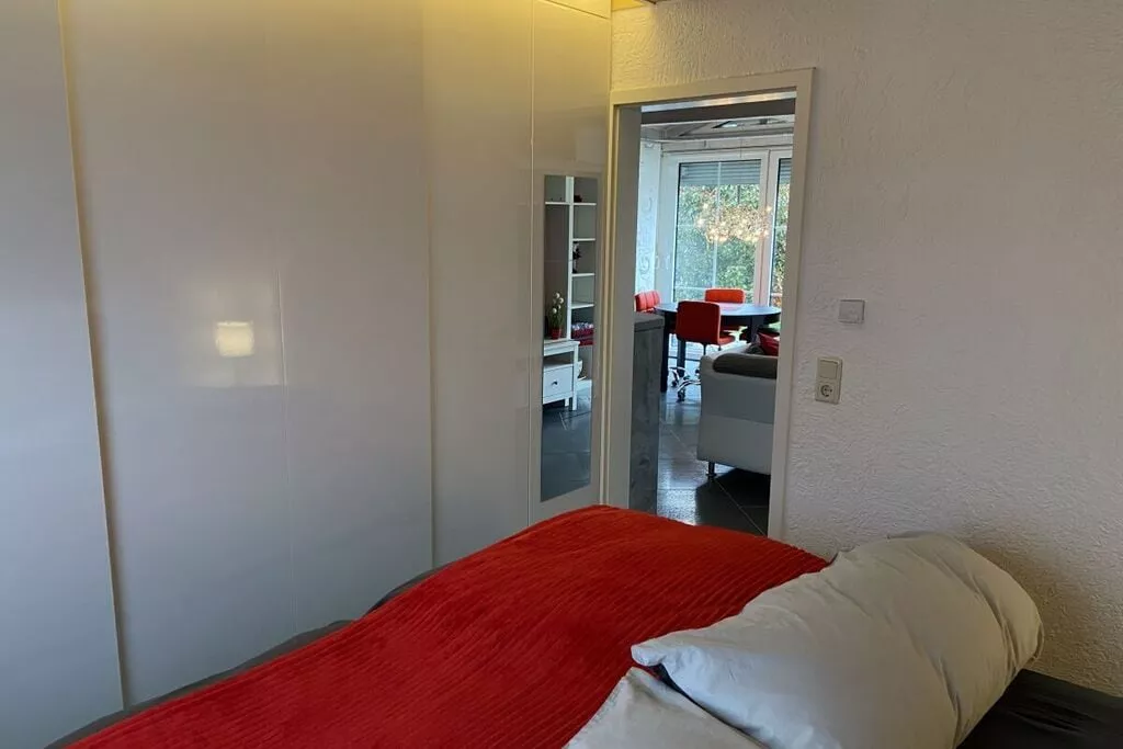 382476-Bedroom