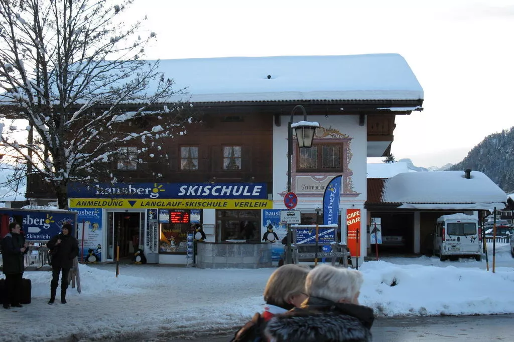 39625-Exterior winter