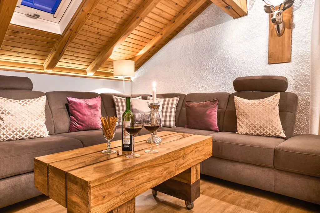 384667-Wohnzimmer