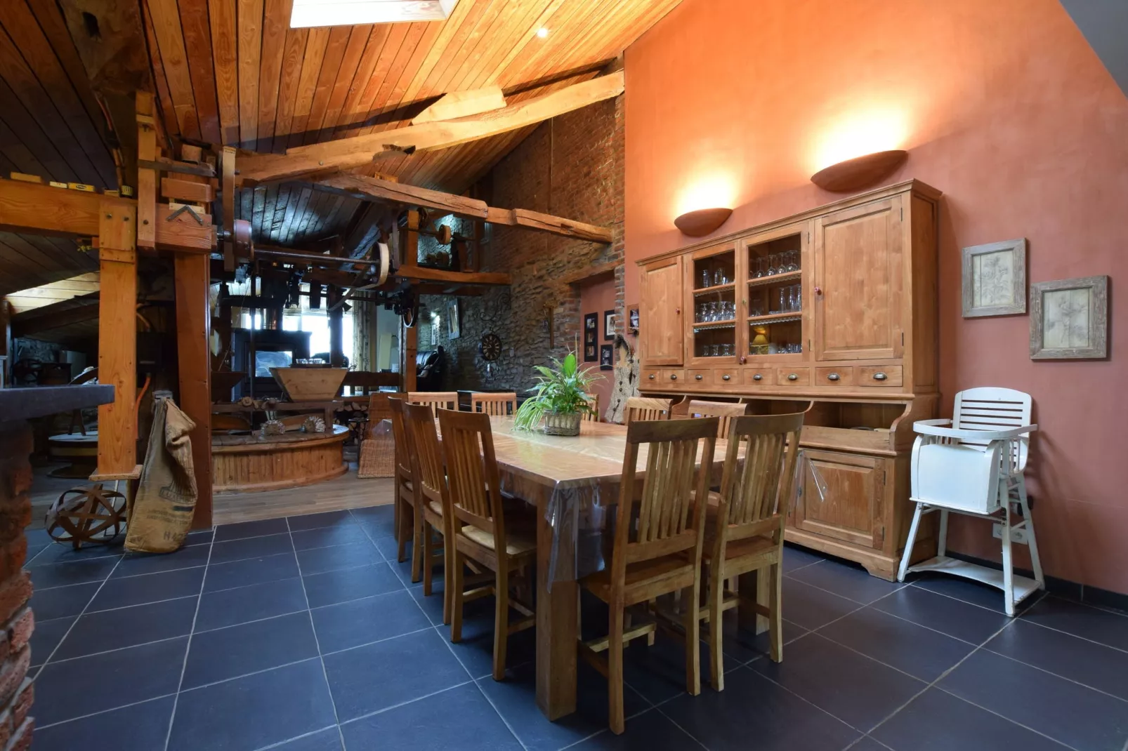 Au Moulin du Fî-Dining room