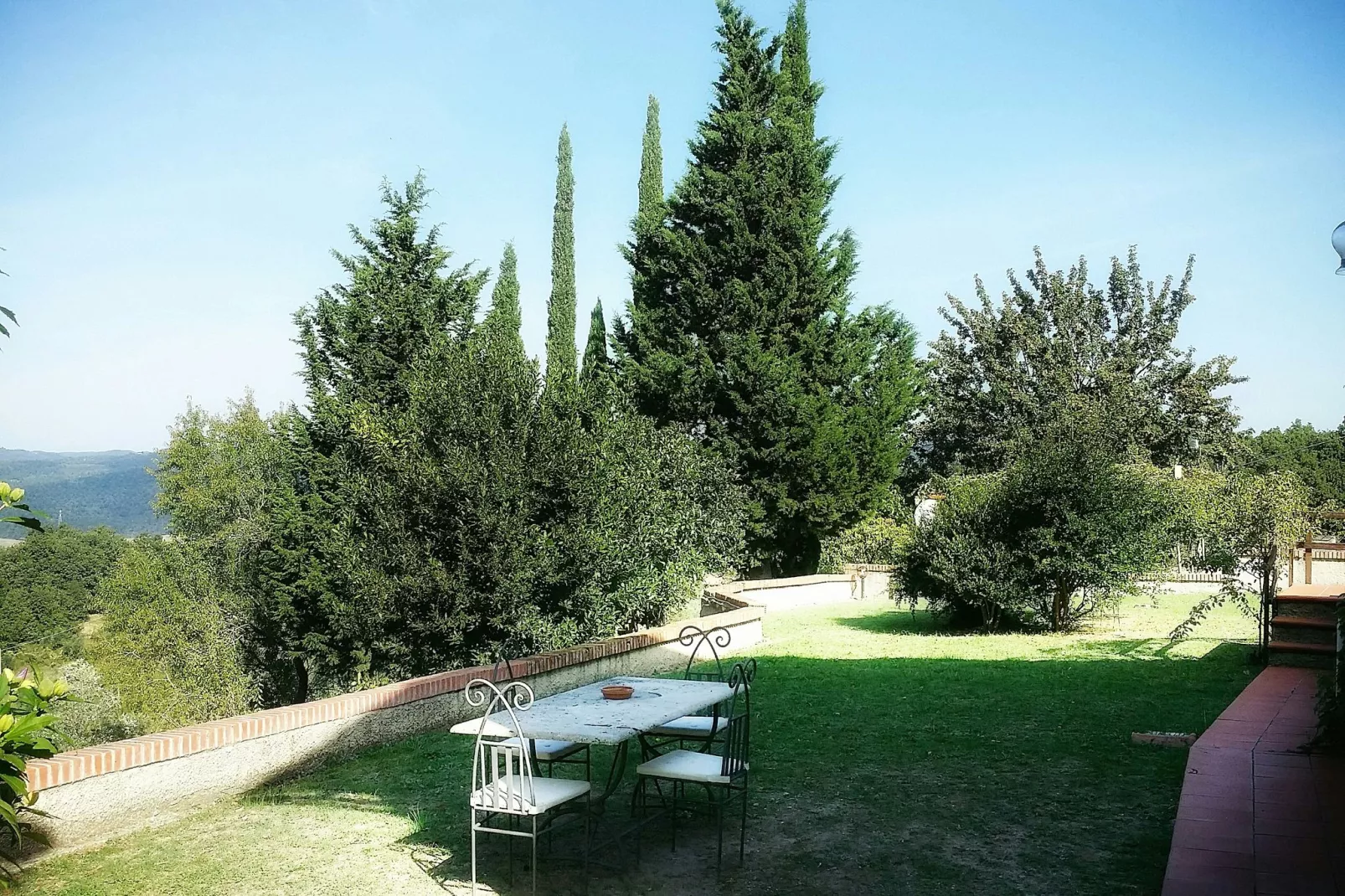 Villa Ribattolino-Gardens summer