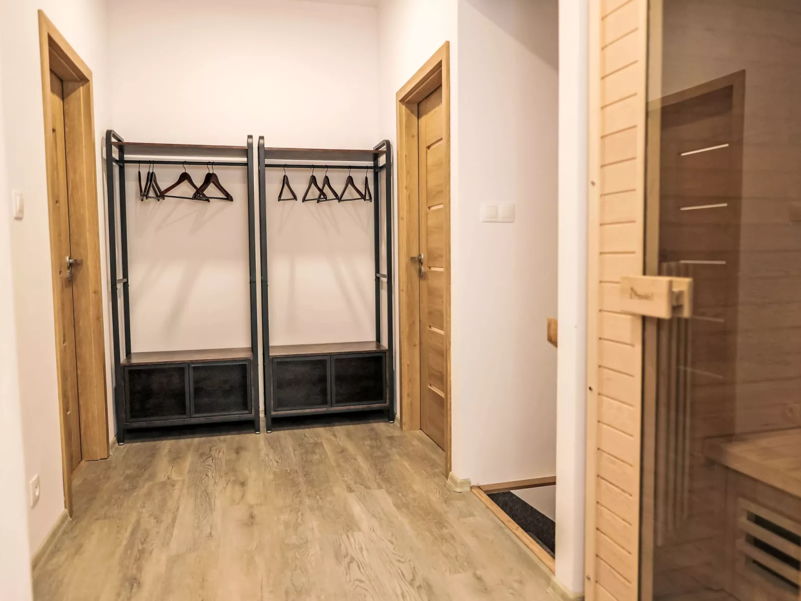 Miner's Lodge +sauna-Inside