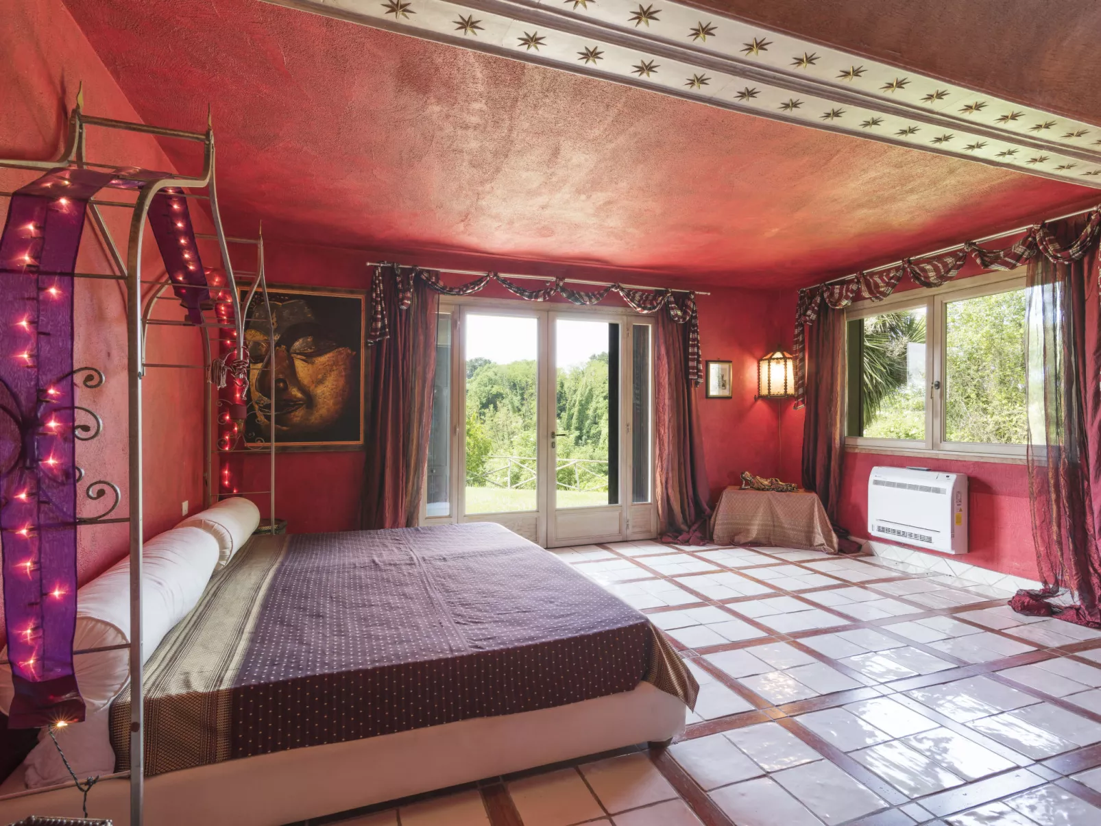 Villa Oriental-Inside