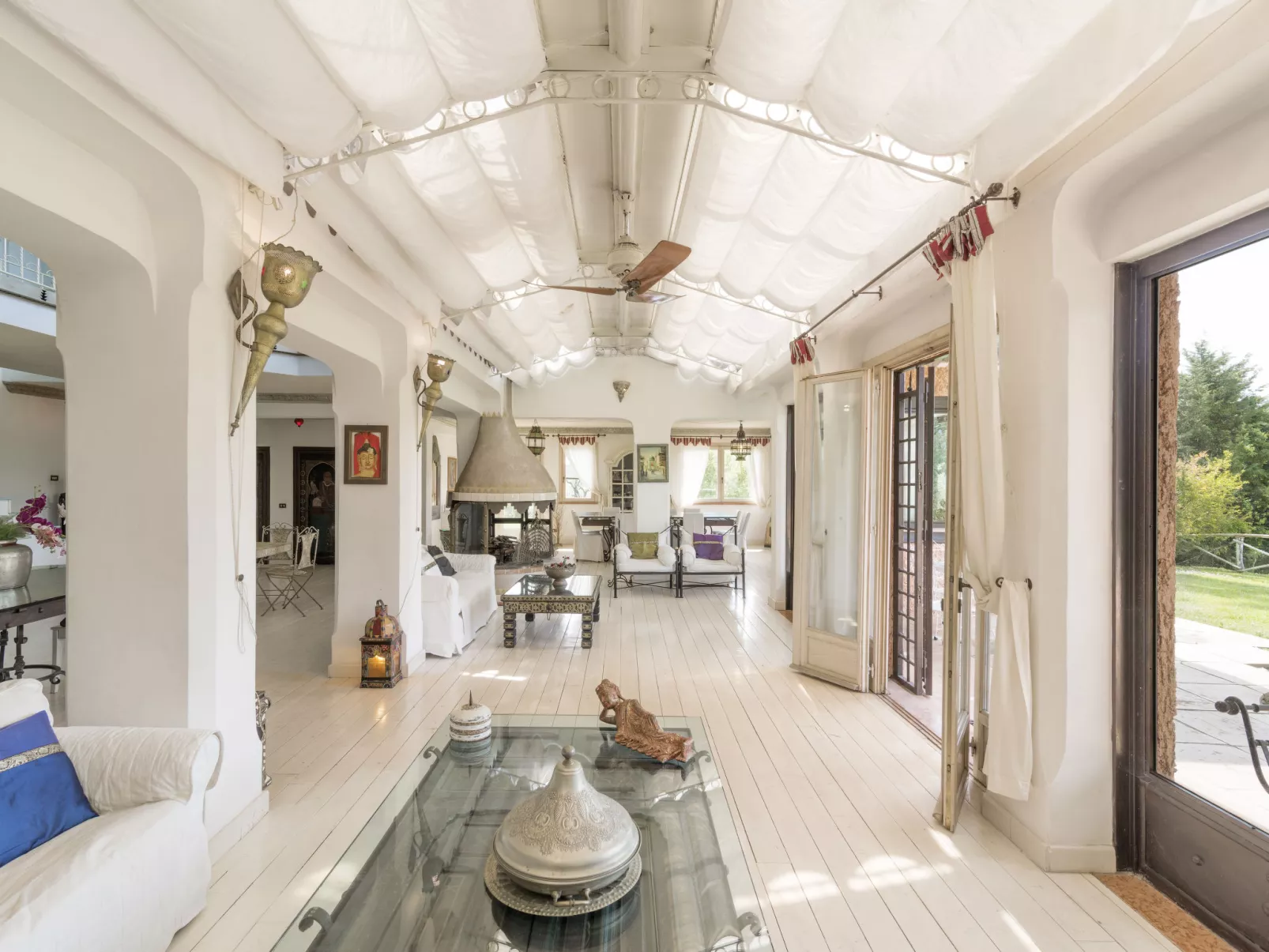 Villa Oriental-Inside