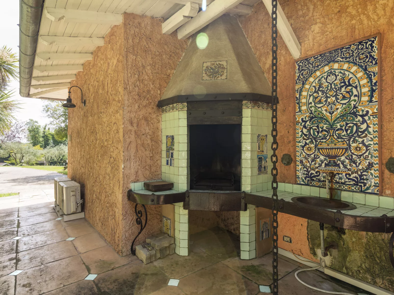 Villa Oriental-Outside