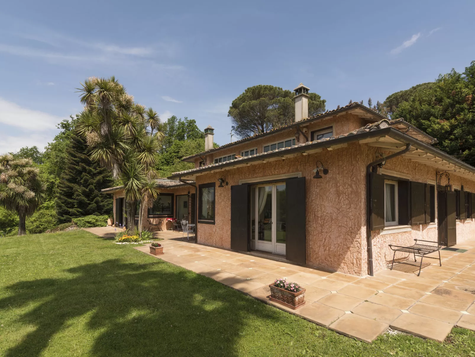 Villa Oriental-Outside