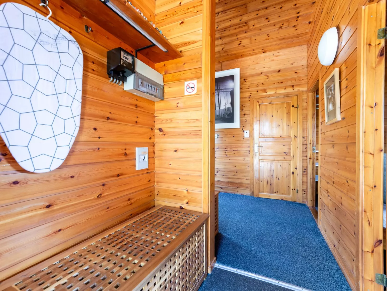 Beech Lodge-Inside