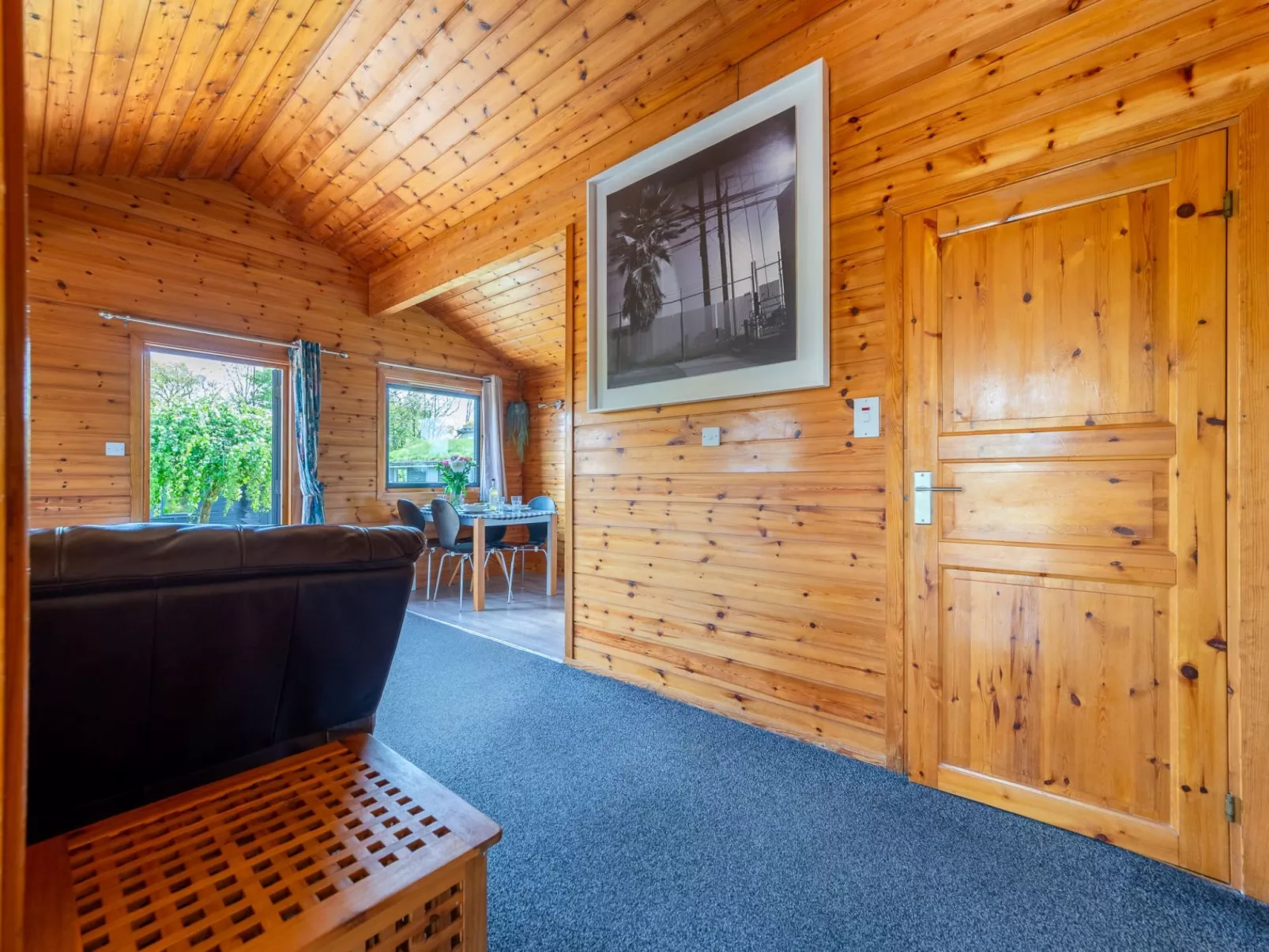 Beech Lodge-Inside