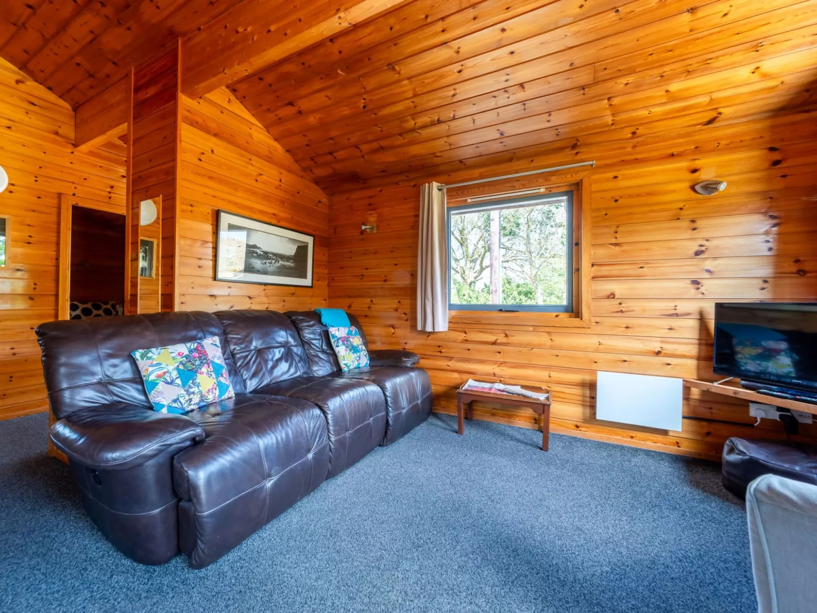 Beech Lodge-Inside