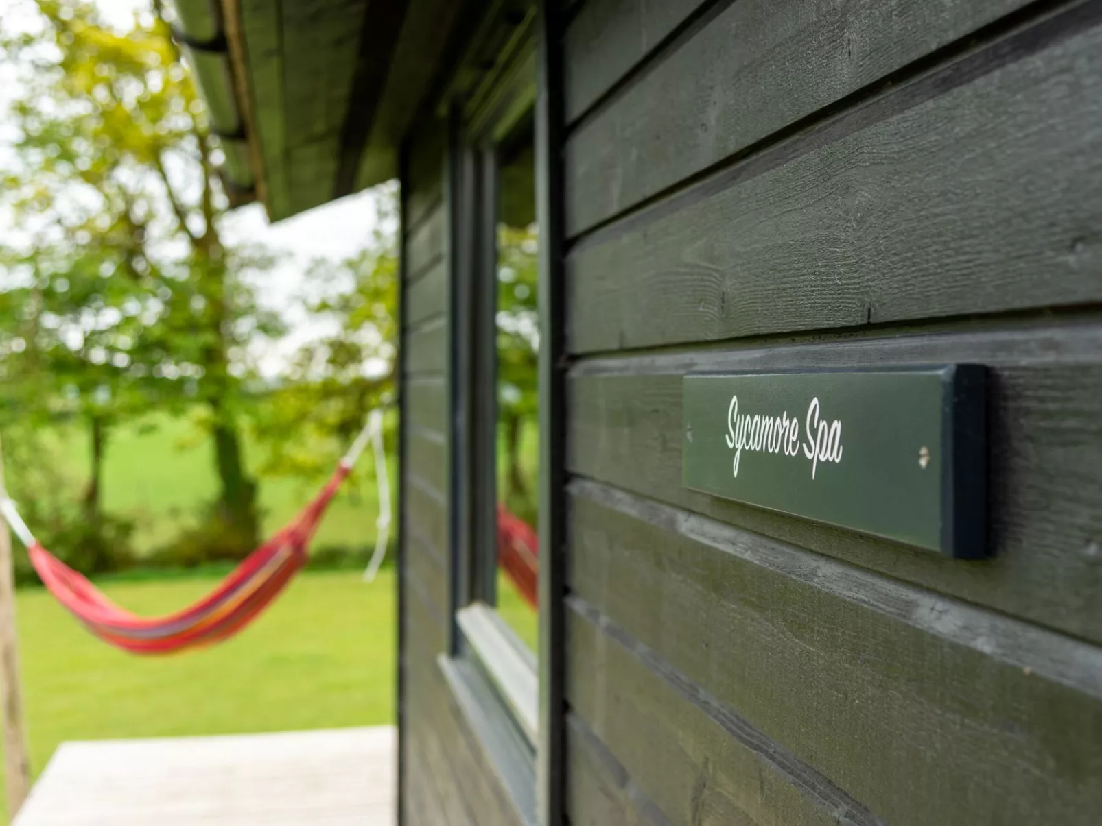 Sycamore Hot Tub Lodge-Outside