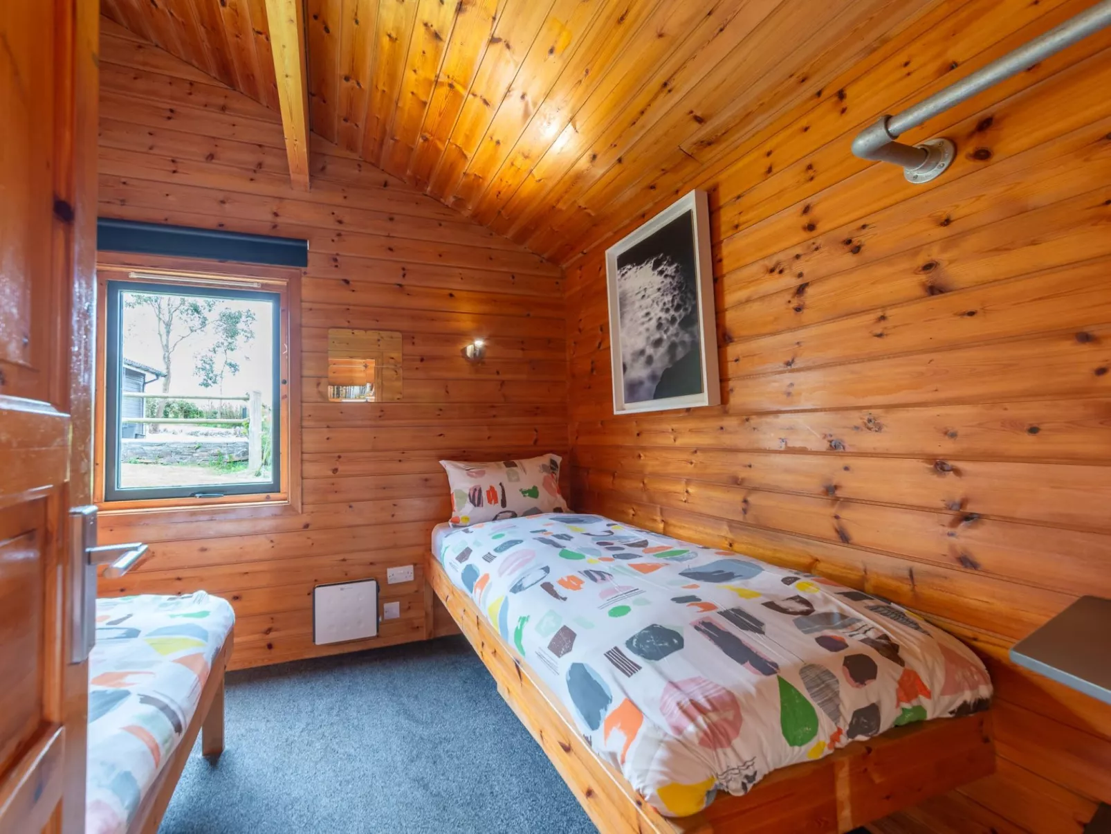 Sycamore Hot Tub Lodge-Inside