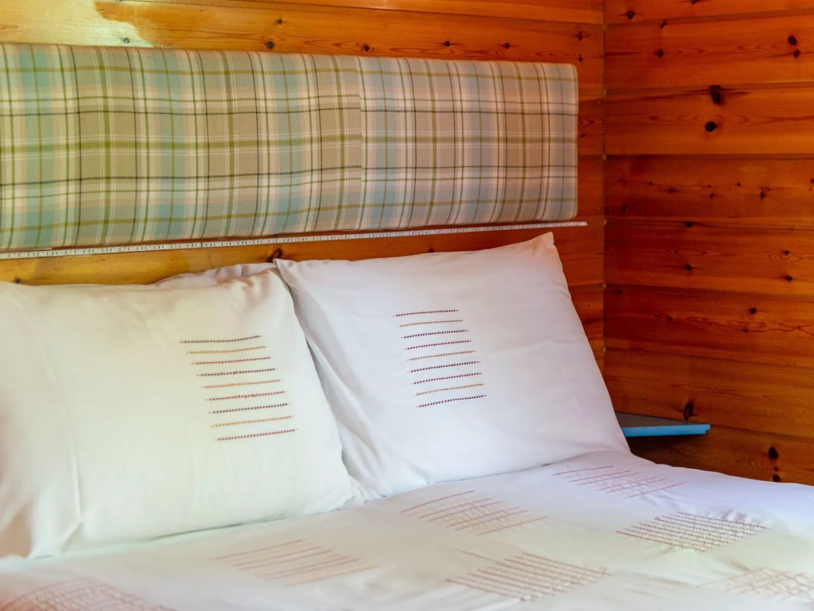 Bramley Hot Tub Lodge-Inside