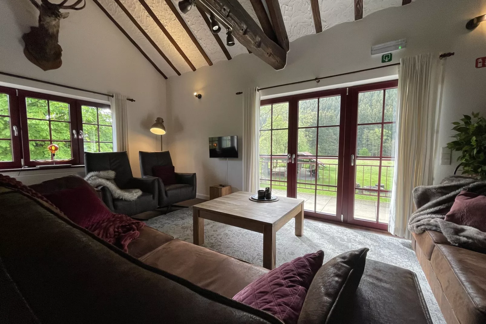 Son de l'Our-Living room