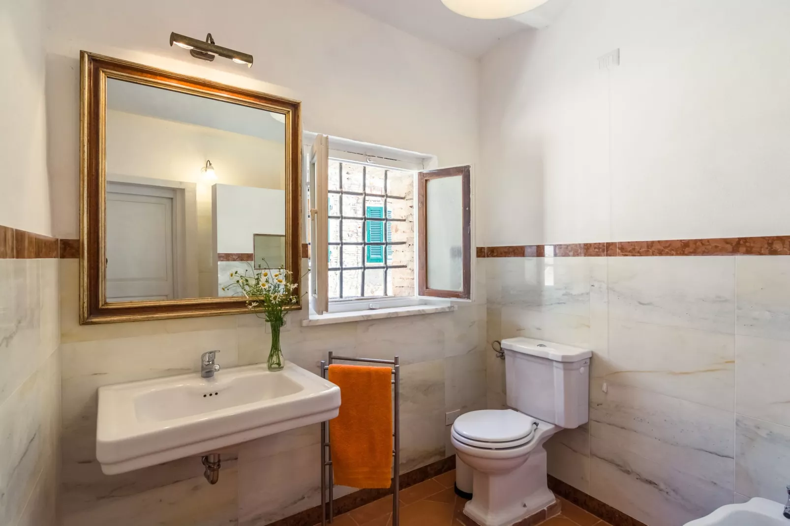 Vista dalla Terrazza-Bathroom