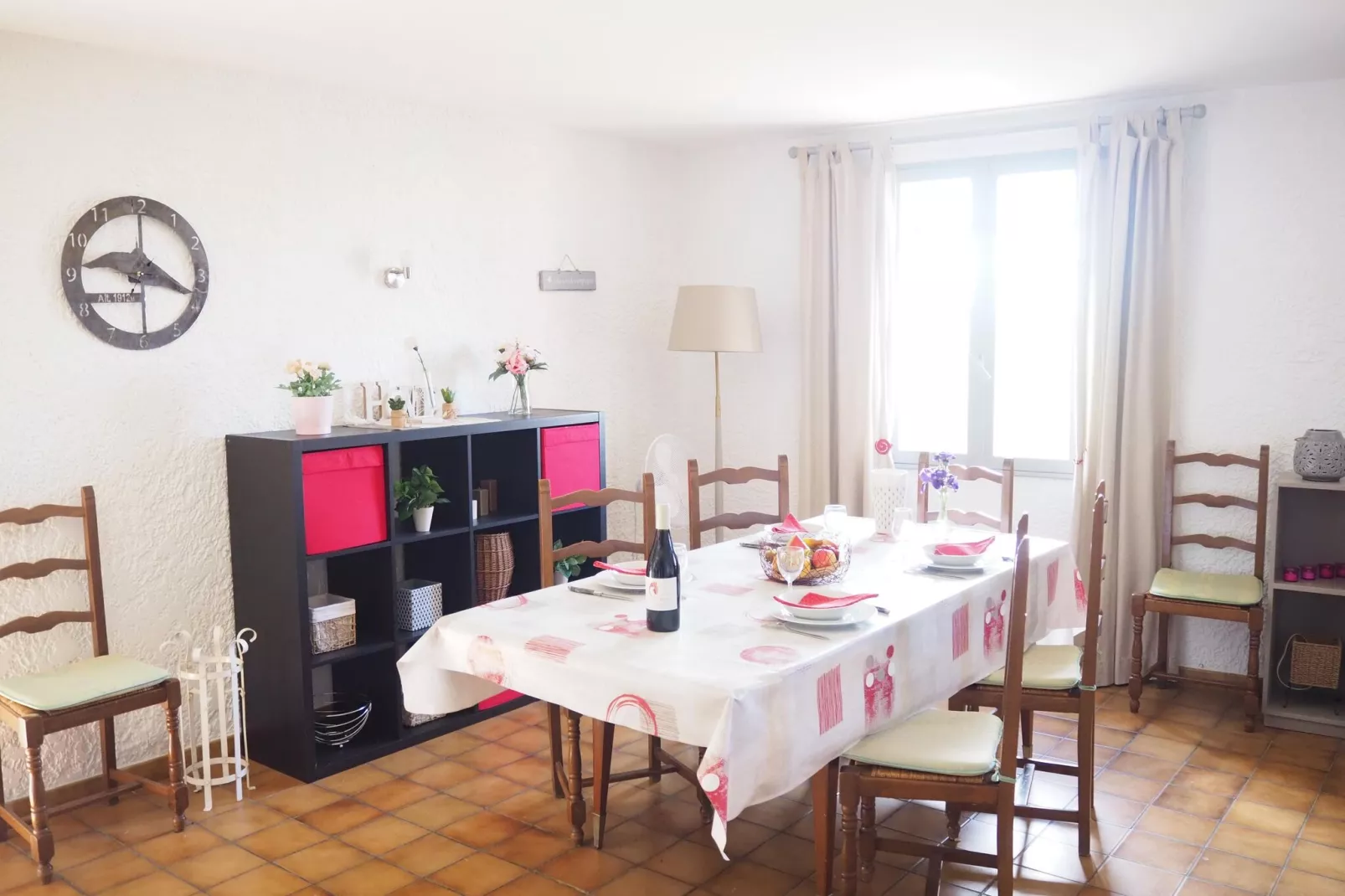 Doppelhaushälfte in Bédoin-Esszimmer