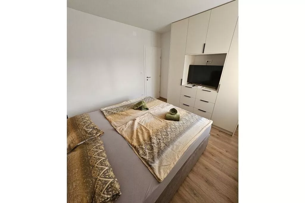 474091-Nicht getaggt