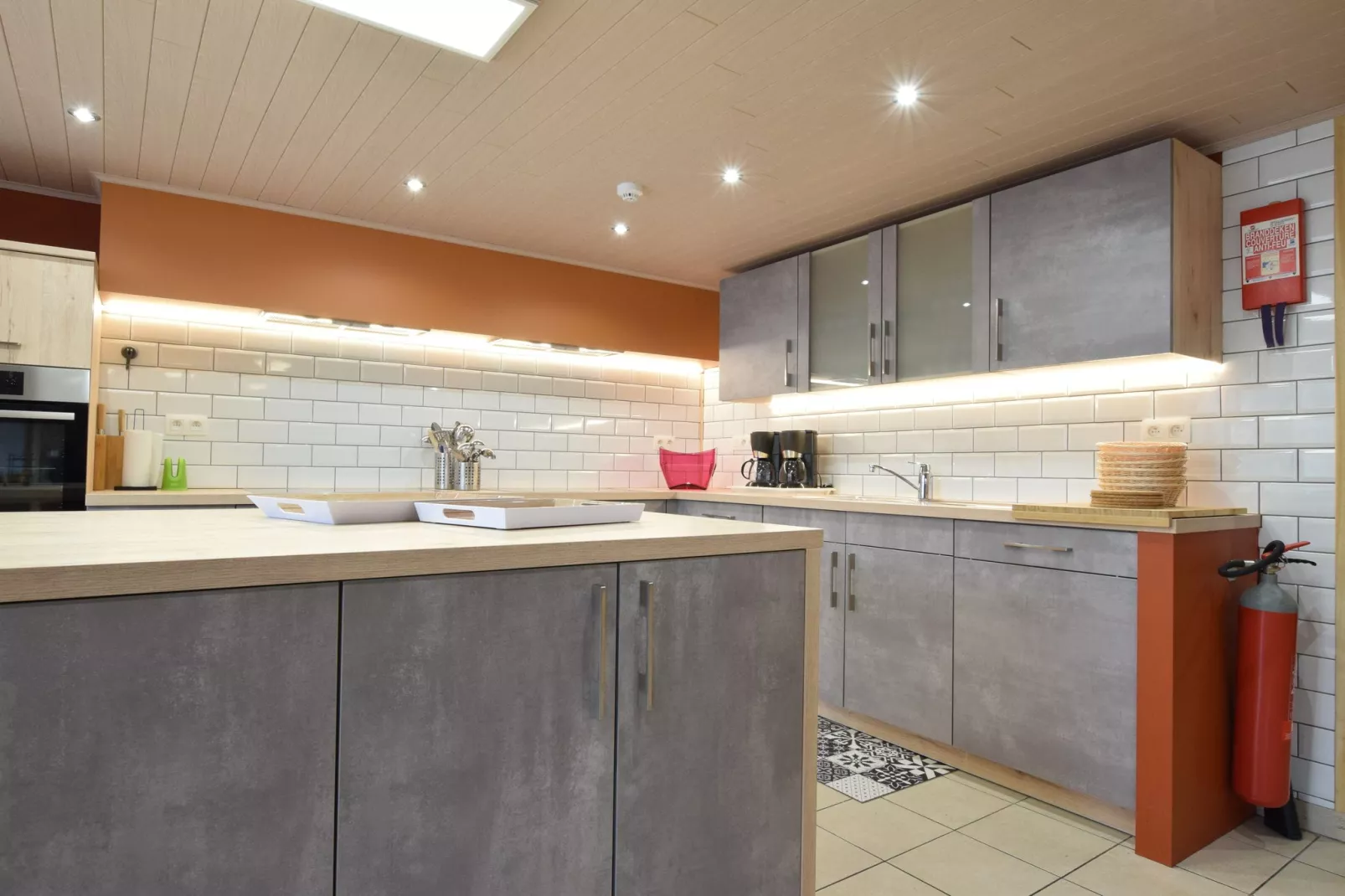 Le Petit Baigneur-Kitchen