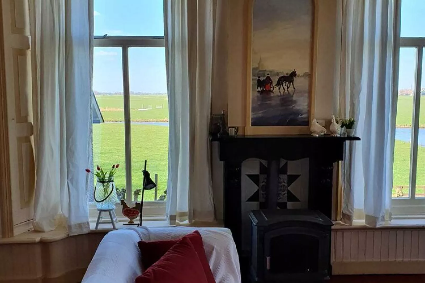 Pronkkeamer Skrins-Living room