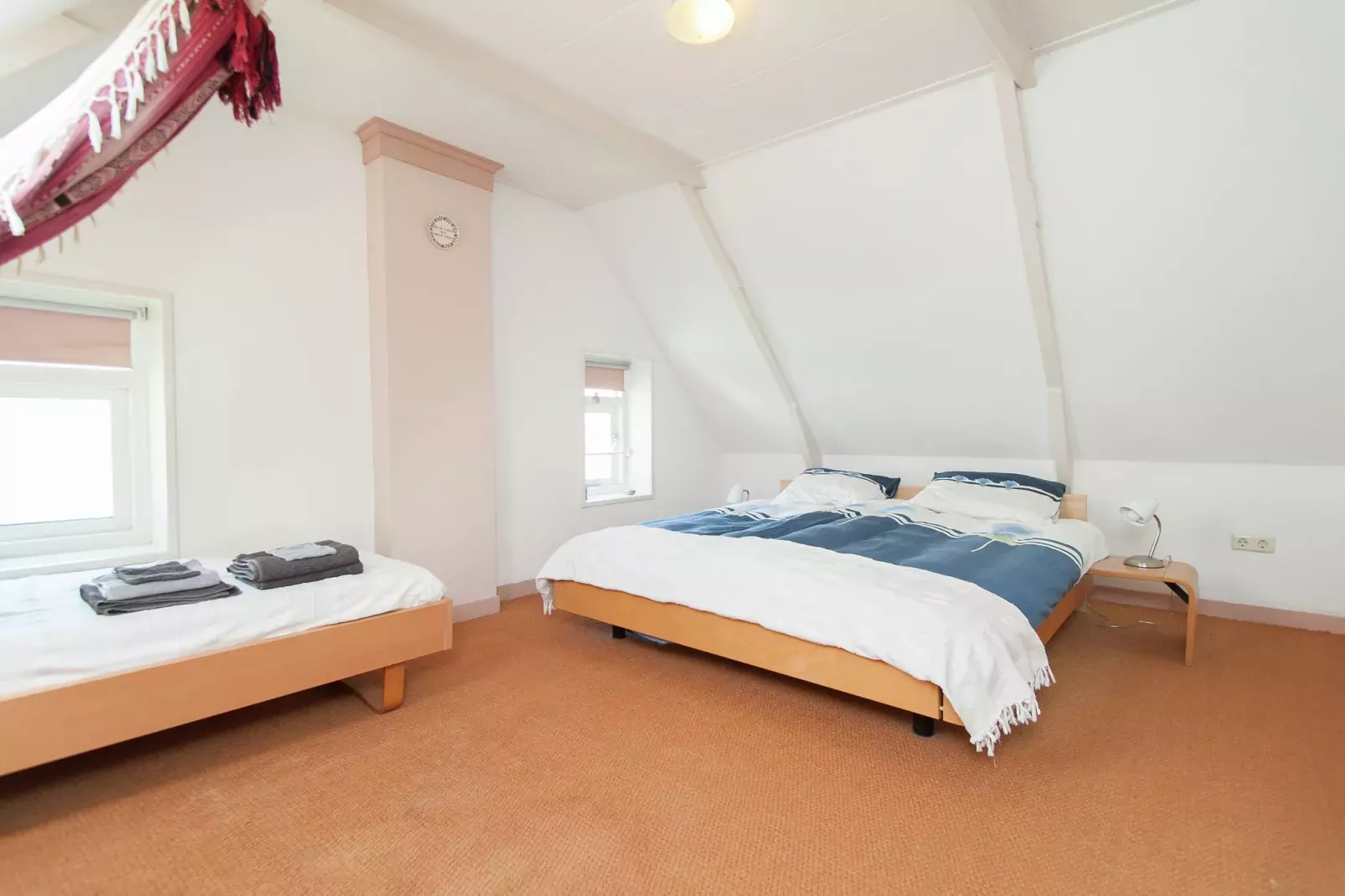 Pronkkeamer Skrins-Bedroom