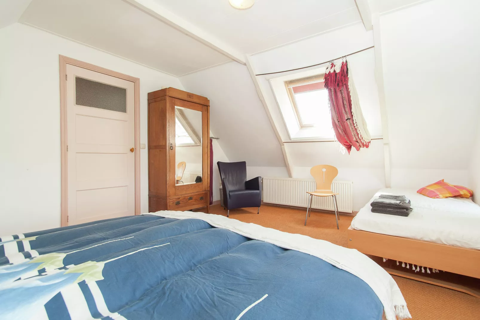 Pronkkeamer Skrins-Bedroom