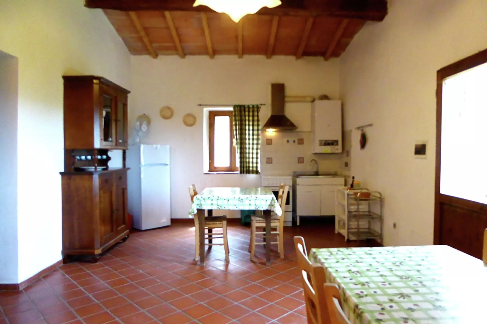 Allodola-Dining room