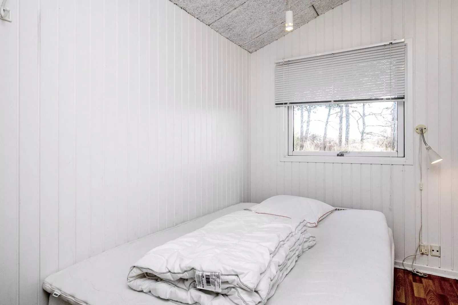 16 person holiday home in Humble-Indoor