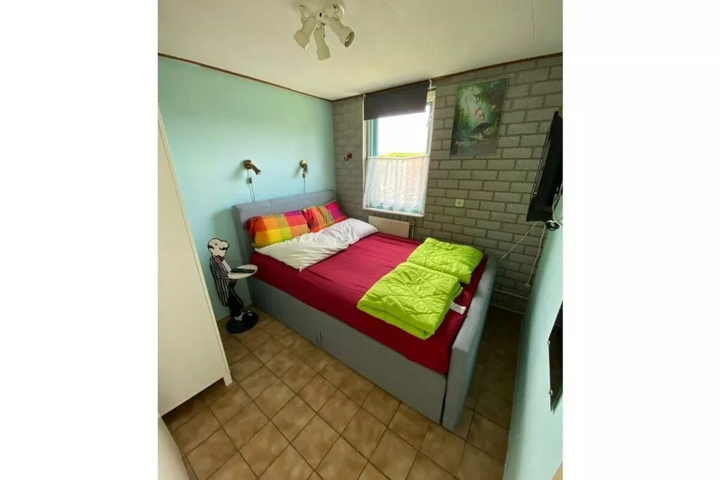 297331-Bedroom