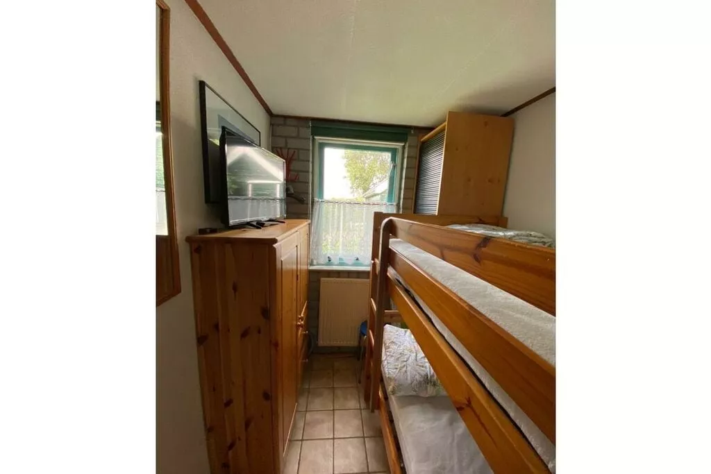 297331-Bedroom