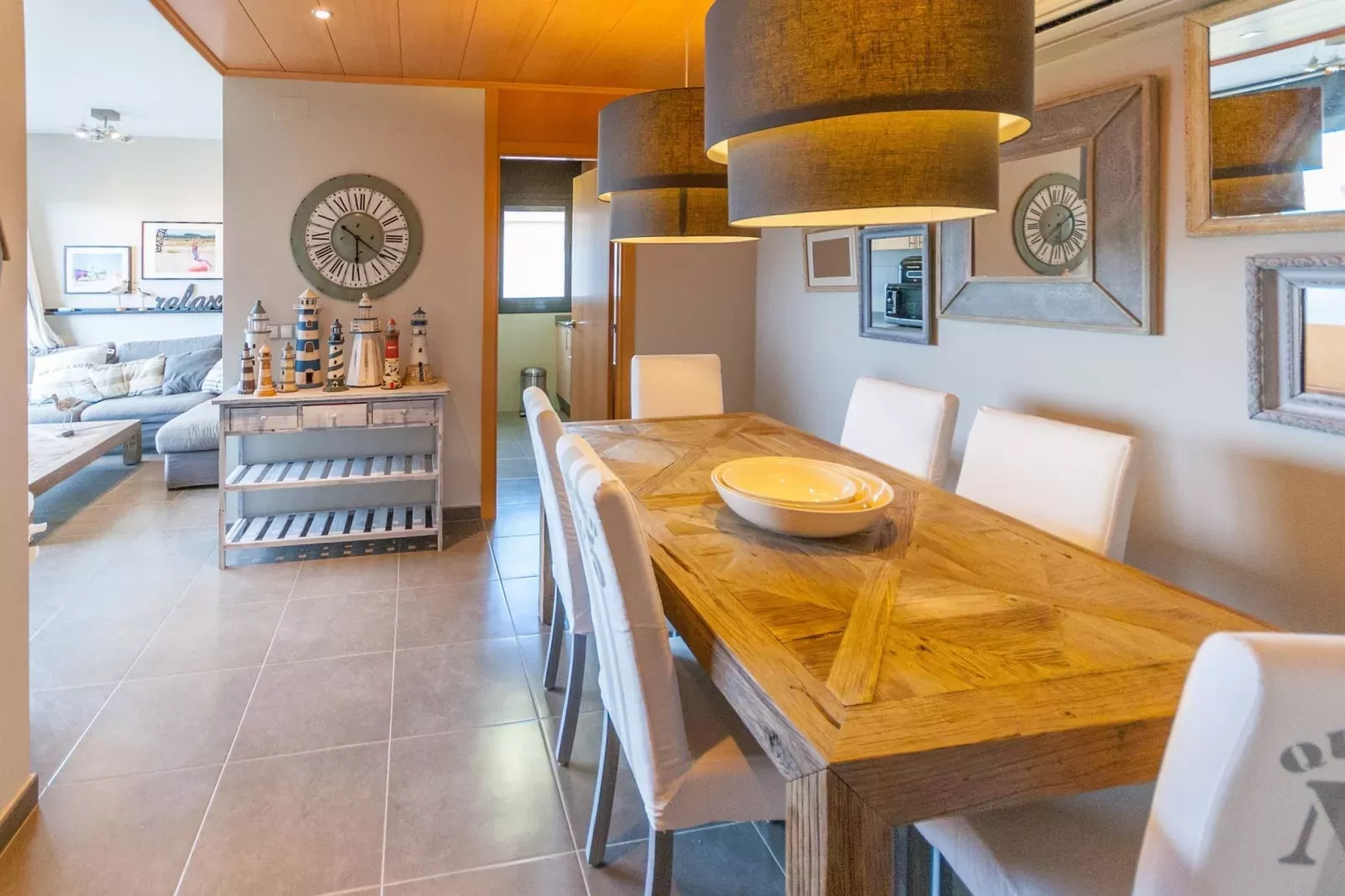 Bon Relax Flat 2-Dining room