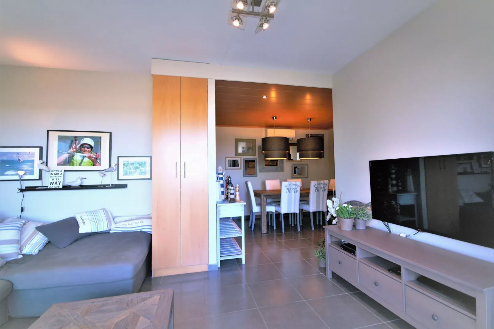 Bon Relax Flat 2-Living room