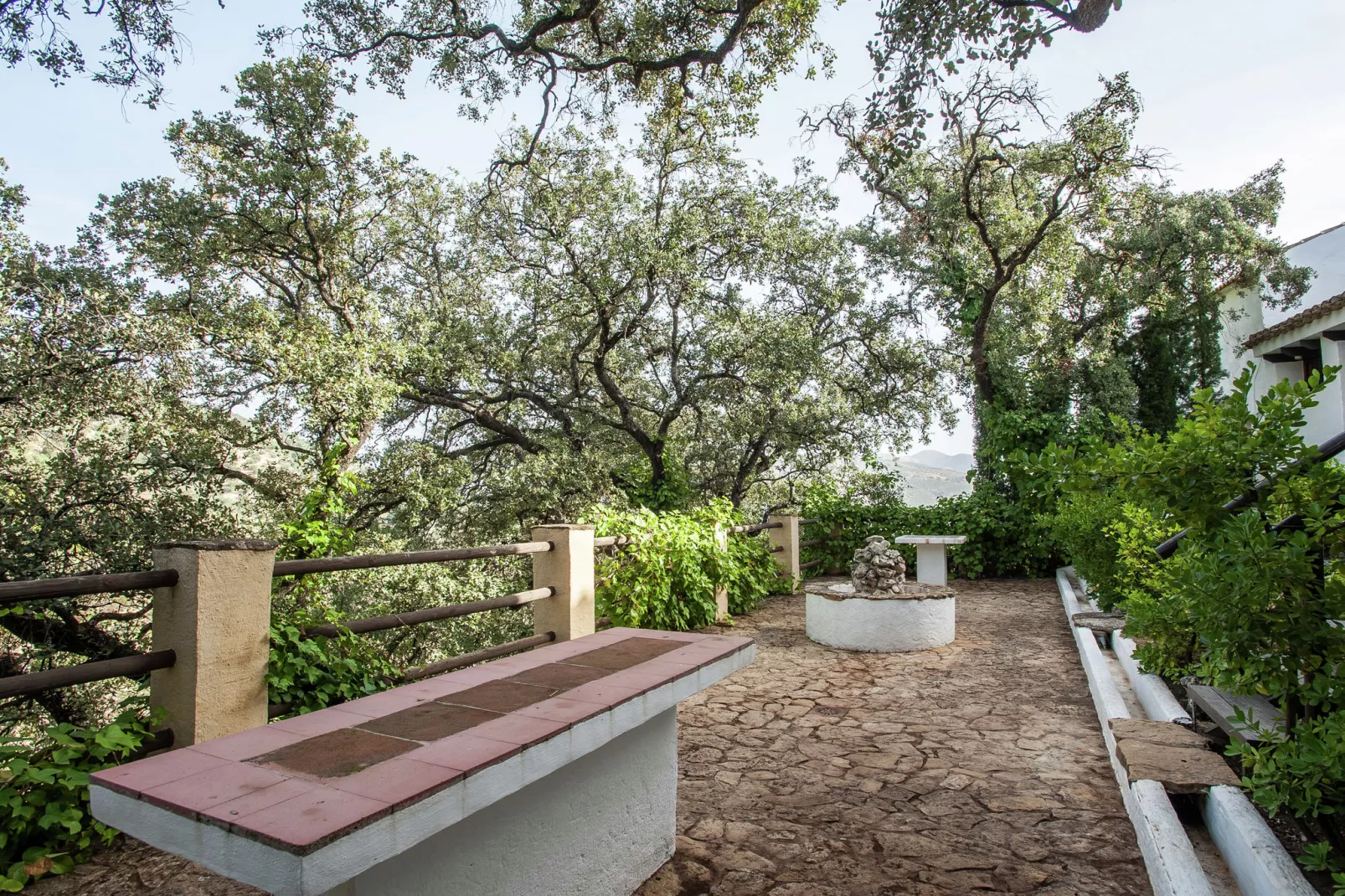 El Molino-Terrace balcony