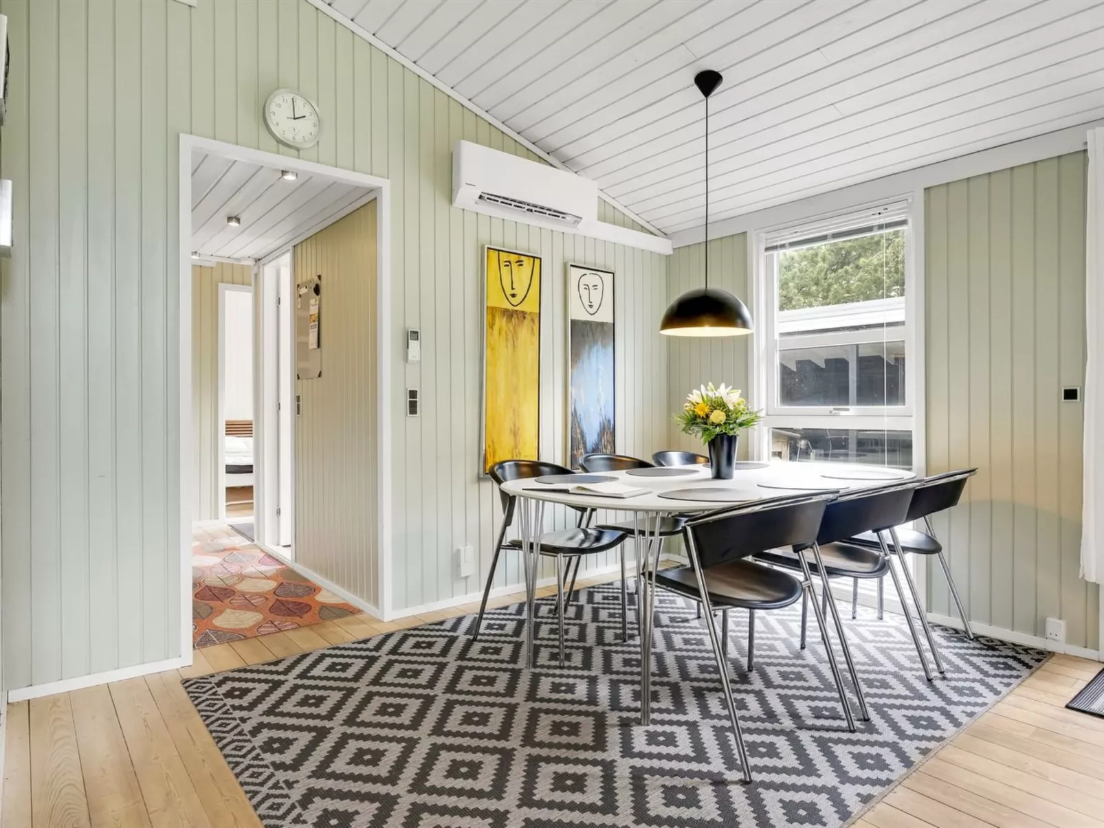 "Halwarth" - 250m from the sea-Inside