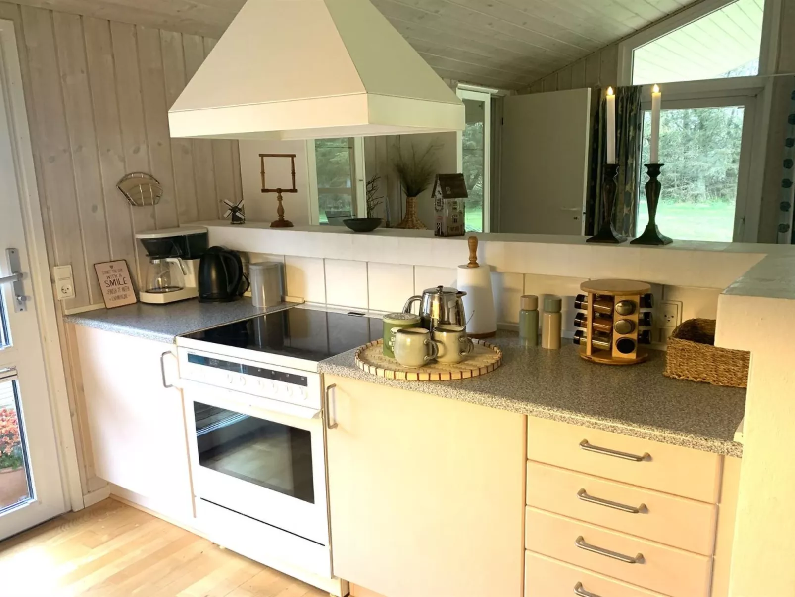 "Vilmar" - 1.2km from the sea-Inside