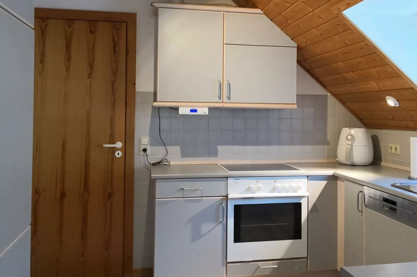 301180-Kitchen