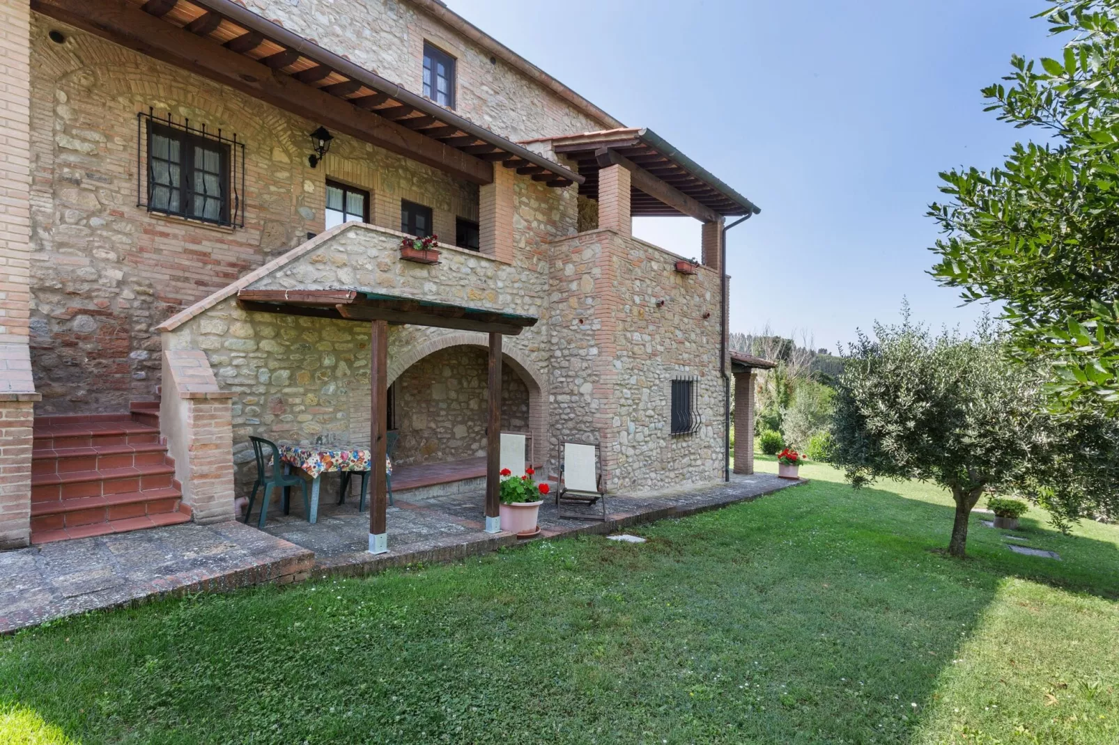Ciliegio-Exterior summer