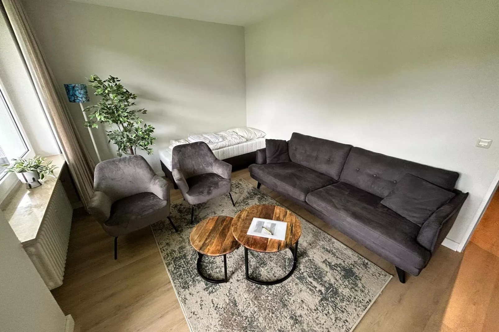 Burgstraße 15-B-Living room