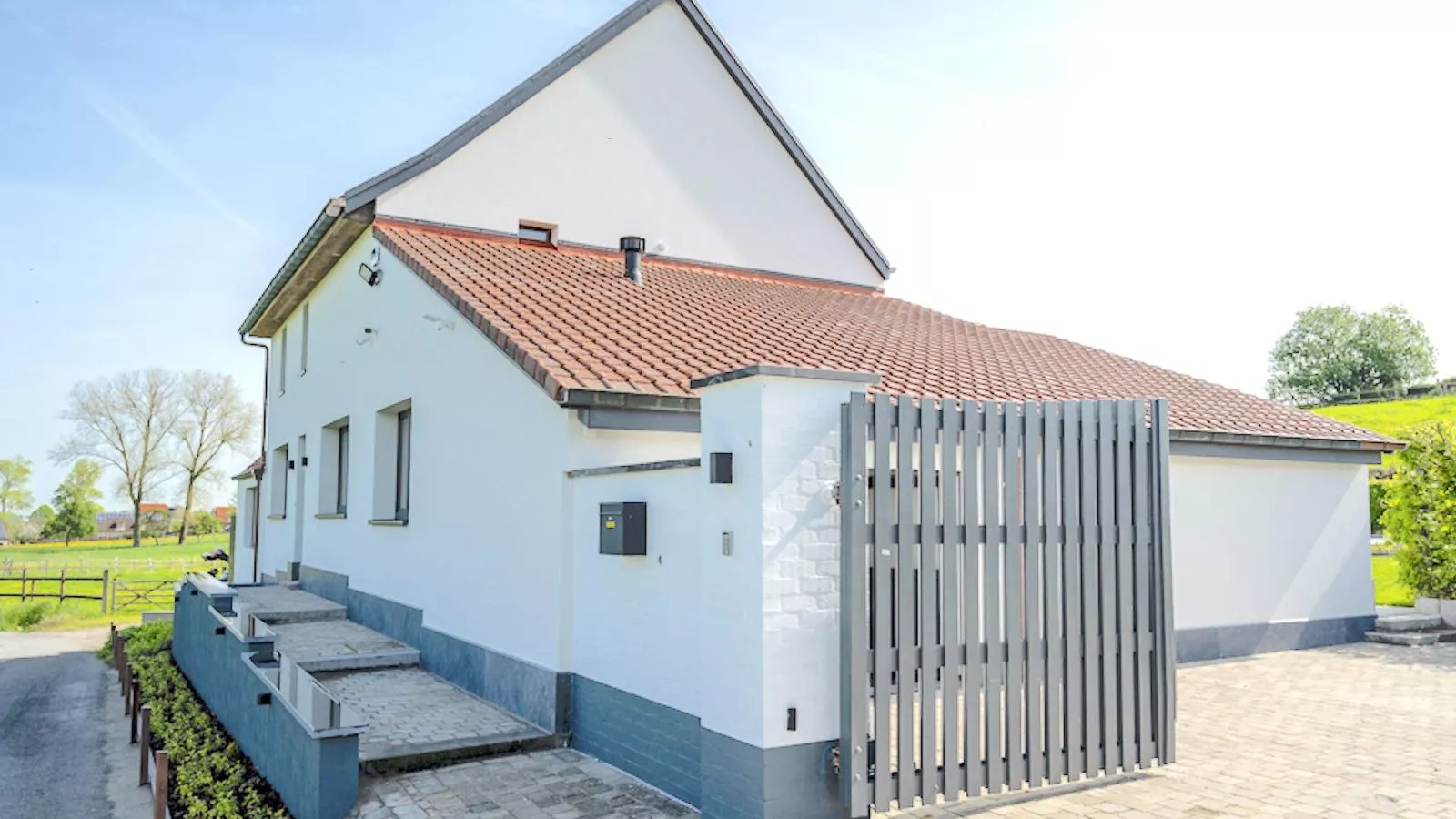 Landhuis Brakelbos-Außenbereich Sommer