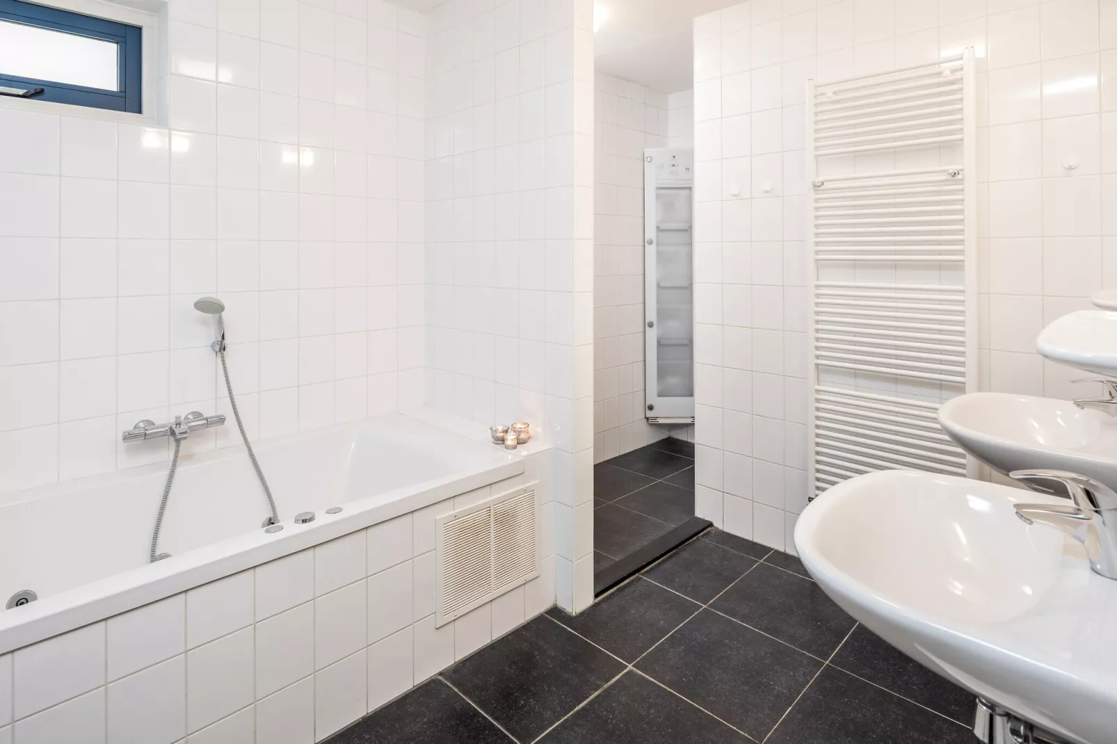 Landgoed Het Grote Zand 14-Bathroom