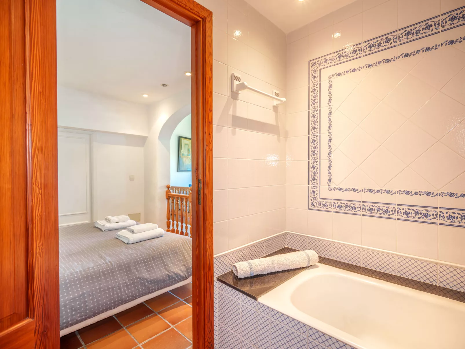 Cala Mendia Sea Views-Inside