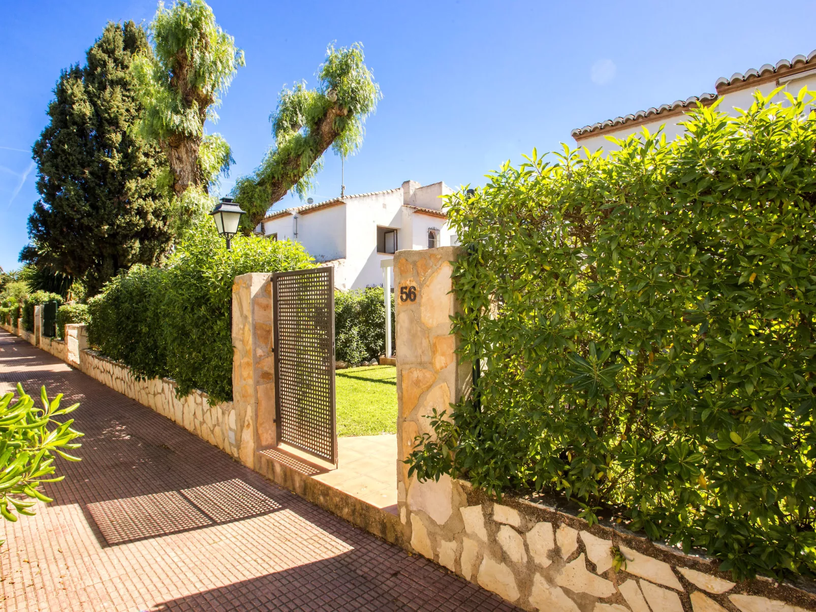 Cala Blanca 56-Outside