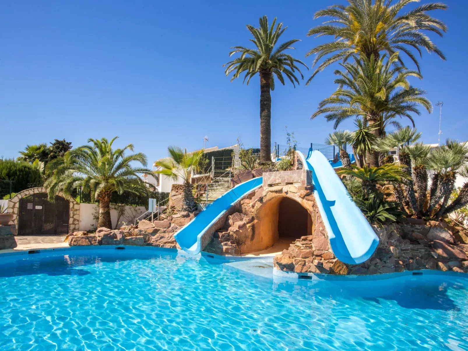 Cala Blanca 56-Outside