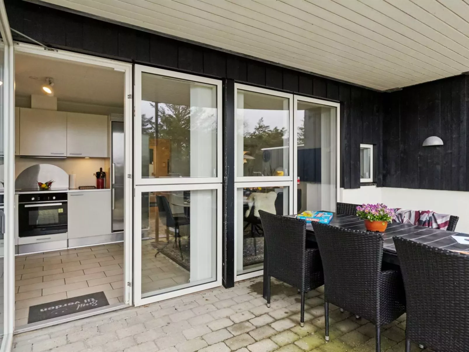 "Kiris" - 700m from the sea-Outside