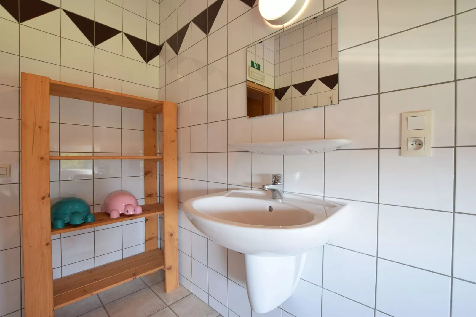La Joie de Vivre-Bathroom