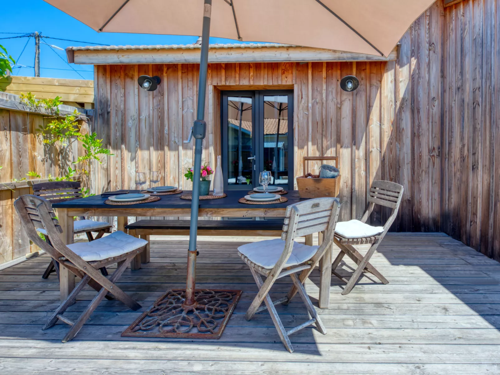 La Cabane Andernosienne-Outside